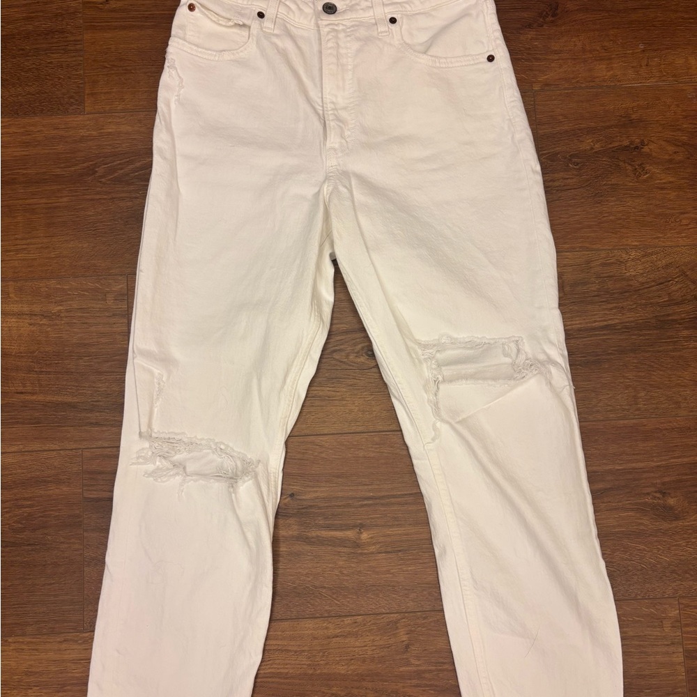 Abercrombie & Fitch The Mom High Rise Relaxed Jeans